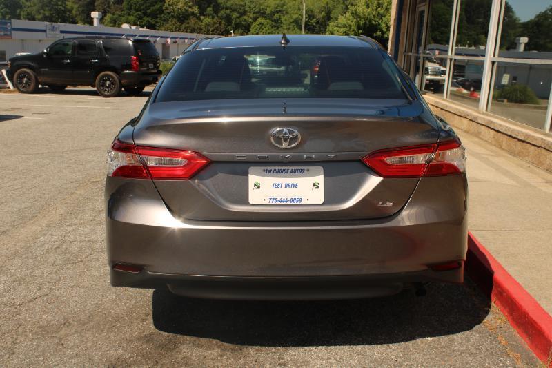 Toyota Camry LE Auto (Natl) 2019