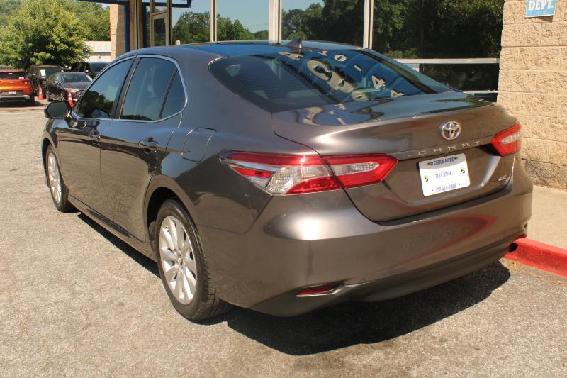 Toyota Camry LE Auto (Natl) 2019