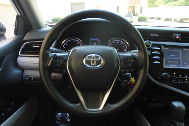 Toyota Camry LE Auto (Natl) 2019