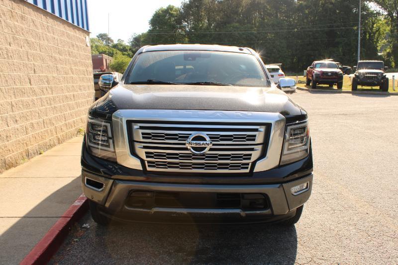 Nissan Titan 4x4 Crew Cab Platinum Reserve 2020