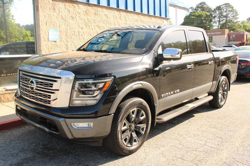 Nissan Titan 4x4 Crew Cab Platinum Reserve 2020