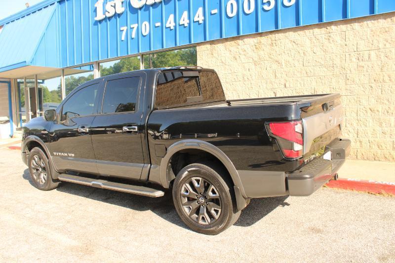 Nissan Titan 4x4 Crew Cab Platinum Reserve 2020