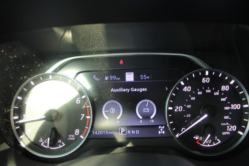 Nissan Titan 4x4 Crew Cab Platinum Reserve 2020