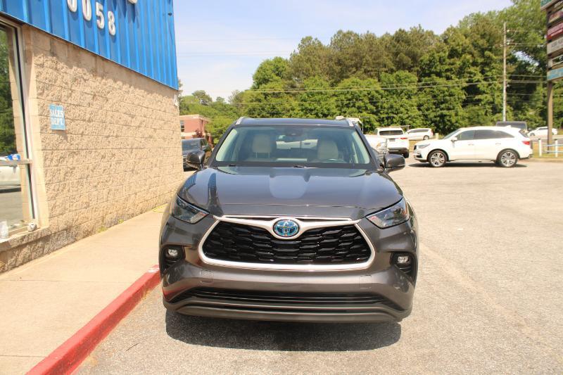 Toyota Highlander Hybrid XLE AWD (Natl) 2022