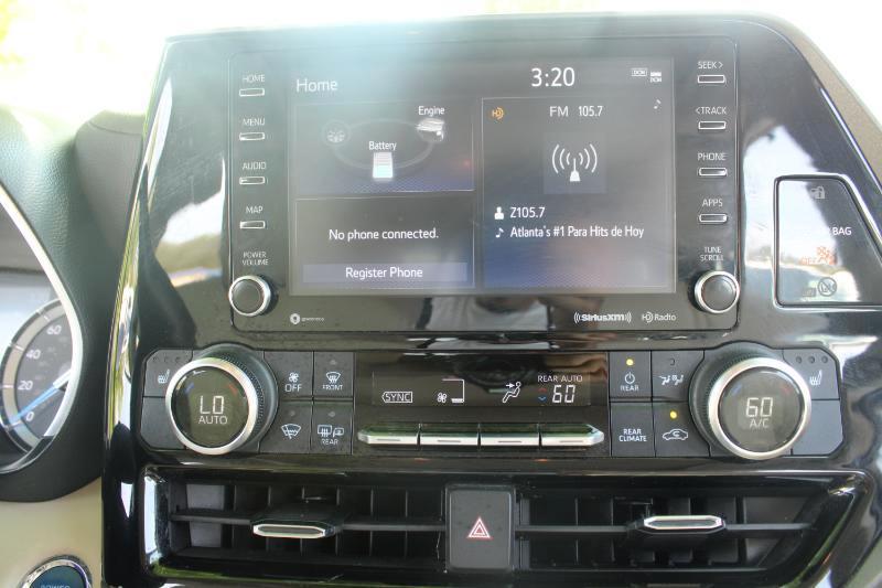 Toyota Highlander Hybrid XLE AWD (Natl) 2022