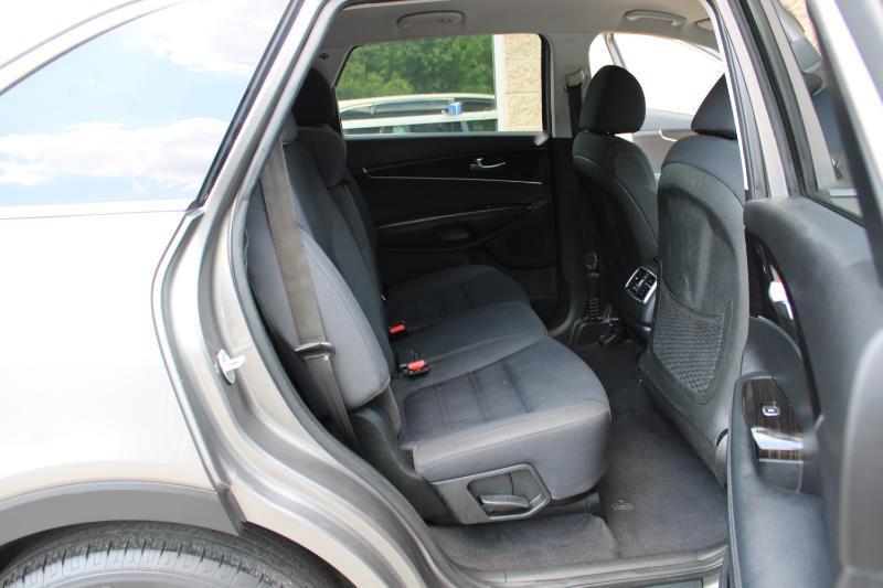Kia Sorento L FWD 2019