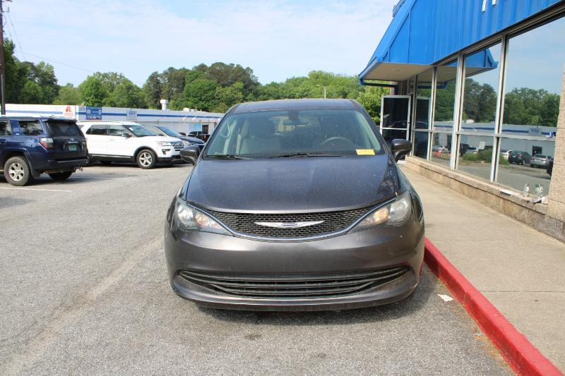 Chrysler Voyager LX FWD 2020