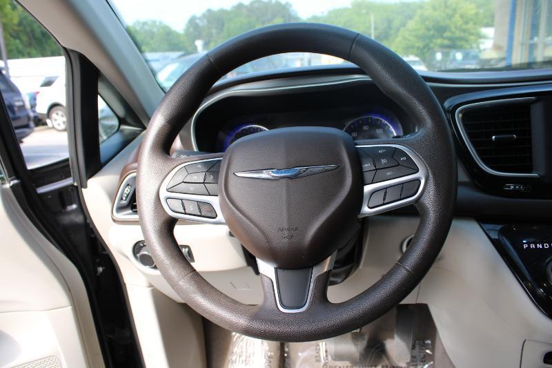 Chrysler Voyager LX FWD 2020