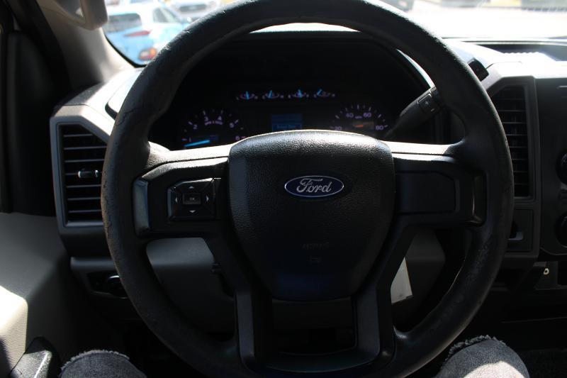 Ford Super Duty F-250 SRW XLT 2WD Reg Cab 8' Box 2019