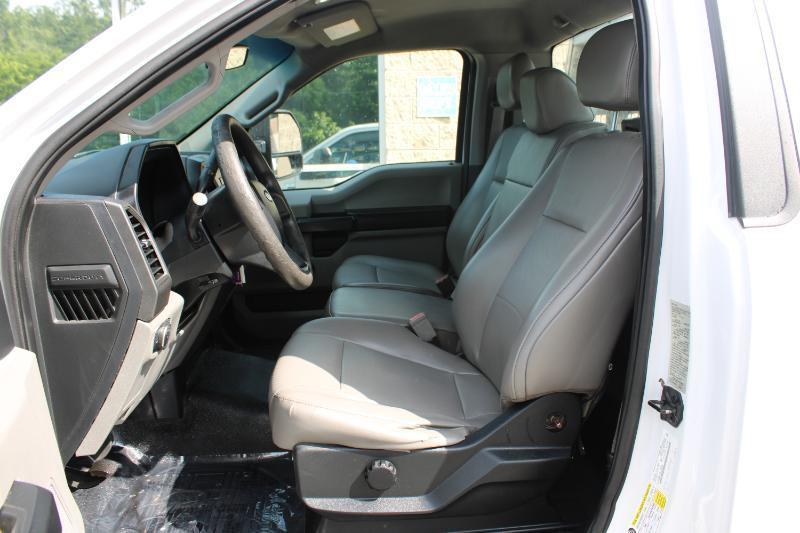 Ford Super Duty F-250 SRW XLT 2WD Reg Cab 8' Box 2019