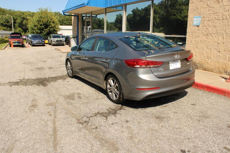 Hyundai Elantra Limited 2.0L Auto (Ulsan) 2017