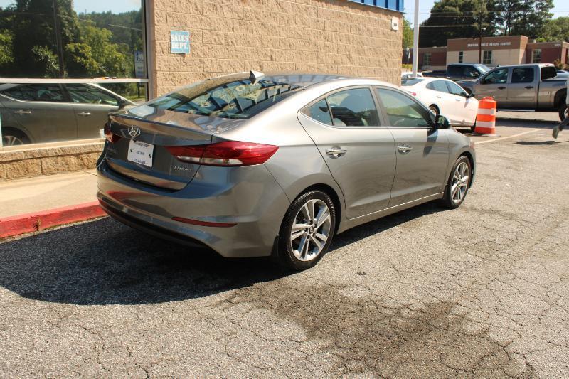 Hyundai Elantra Limited 2.0L Auto (Ulsan) 2017