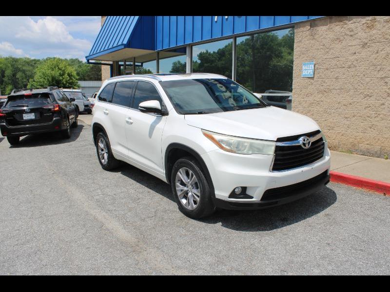 Toyota Highlander FWD 4dr V6 XLE (Natl) 2015