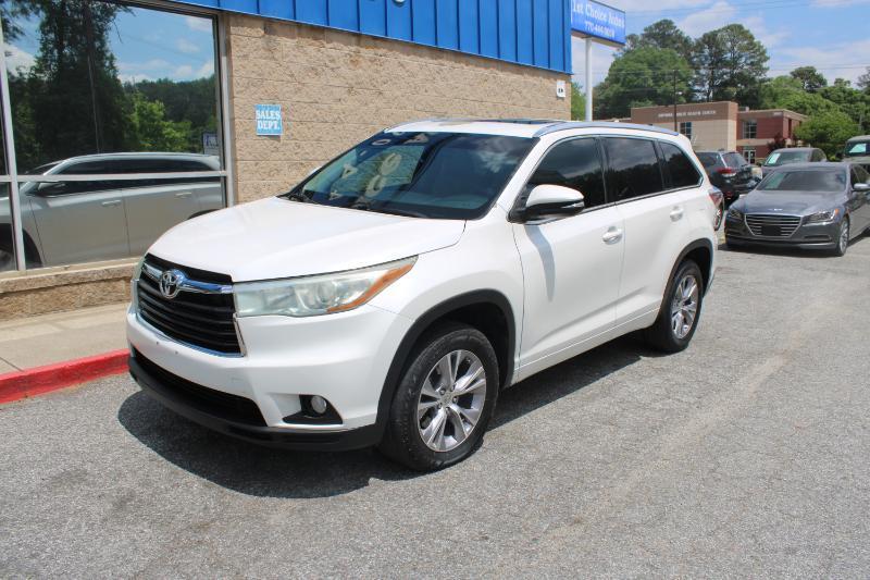 Toyota Highlander FWD 4dr V6 XLE (Natl) 2015