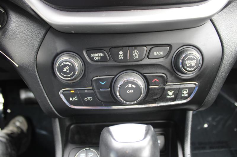 Jeep Cherokee 4WD 4dr Trailhawk 2015