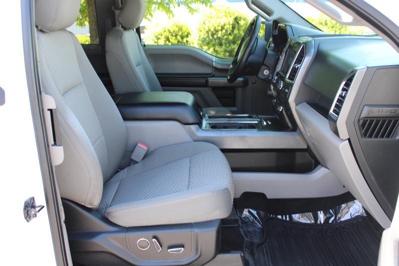 Ford F-150 2WD SuperCab 145" XLT 2016