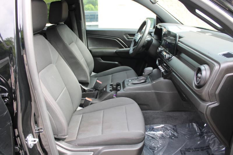 Chevrolet Colorado 2WD Crew Cab WT 2023