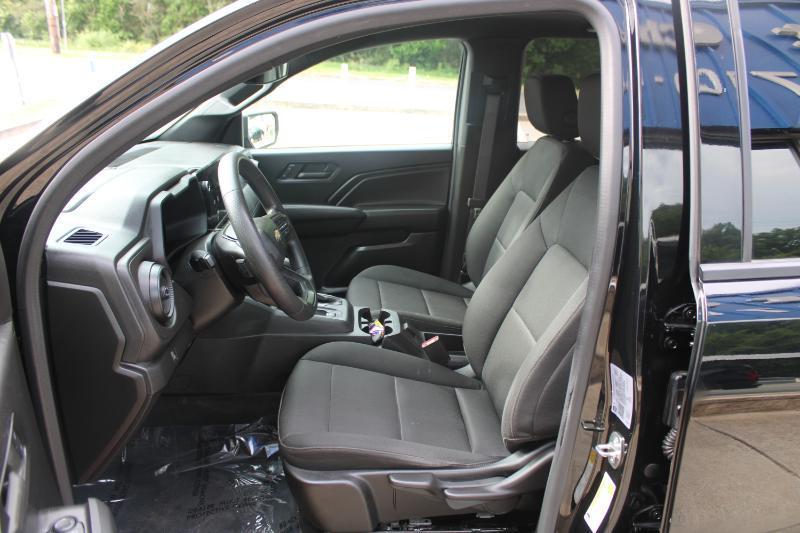 Chevrolet Colorado 2WD Crew Cab WT 2023