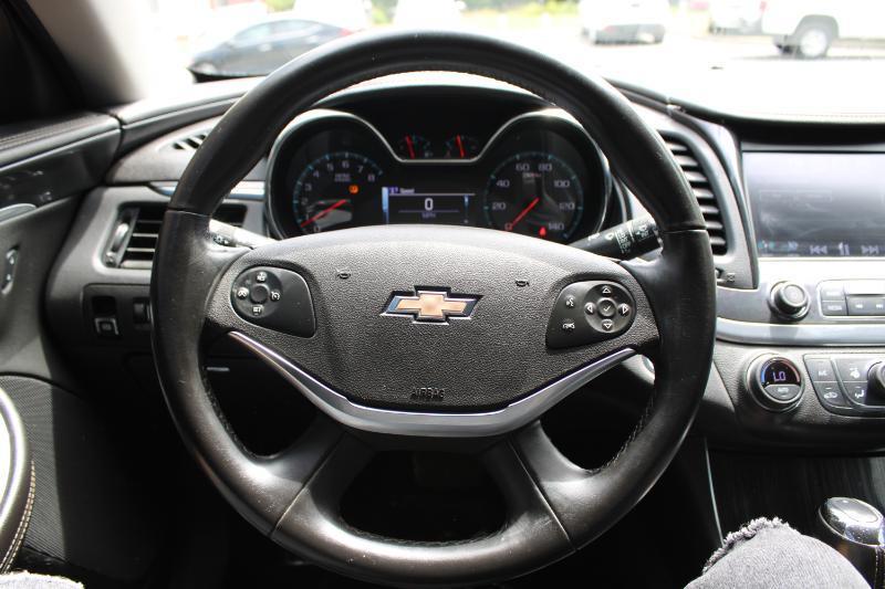 Chevrolet Impala 4dr Sdn LT w/1LT 2020