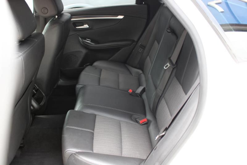 Chevrolet Impala 4dr Sdn LT w/1LT 2020