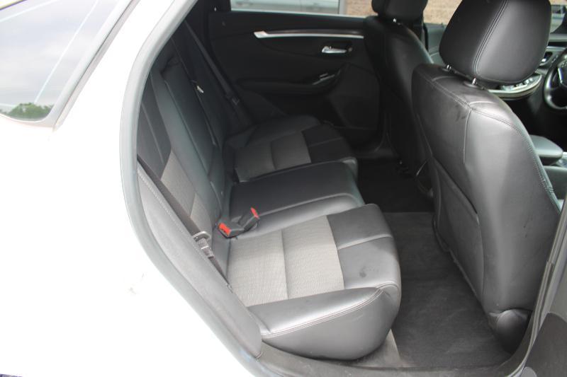 Chevrolet Impala 4dr Sdn LT w/1LT 2020