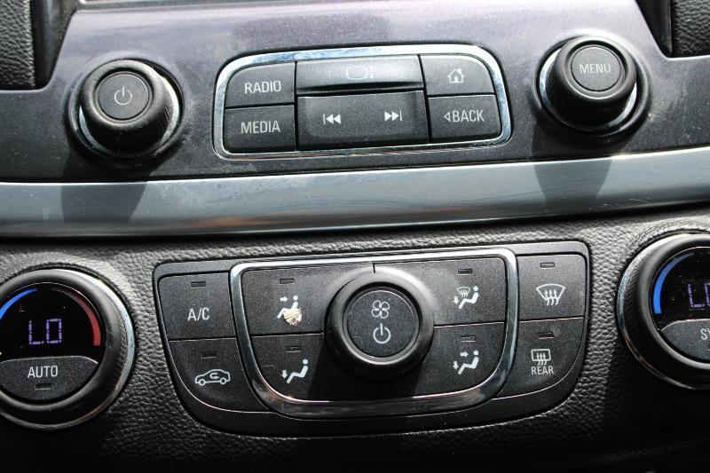 Chevrolet Impala 4dr Sdn LT w/1LT 2020