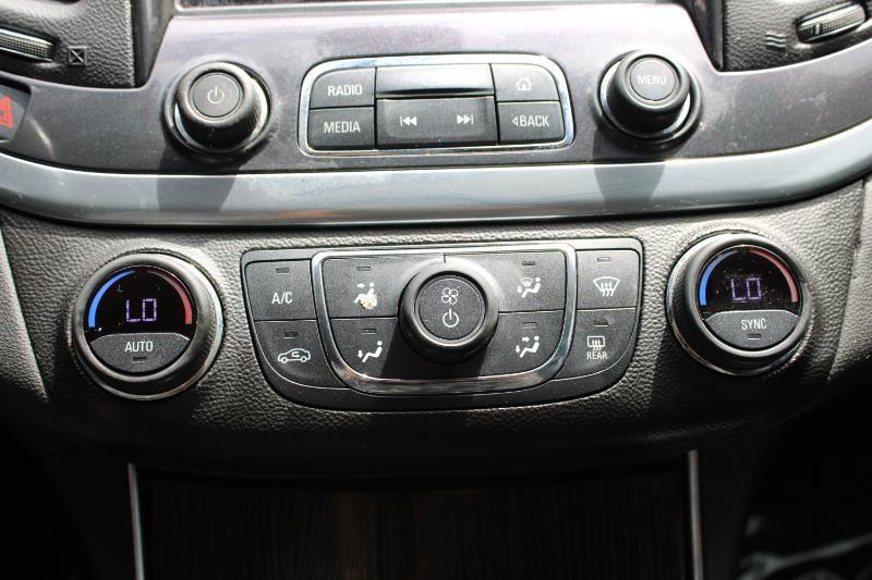 Chevrolet Impala 4dr Sdn LT w/1LT 2020