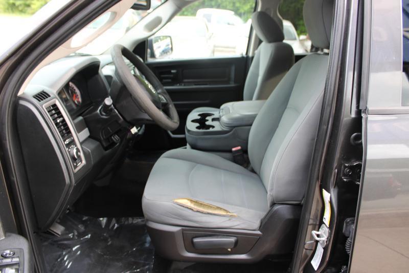 RAM 1500 2WD Crew Cab 140.5" Tradesman 2016
