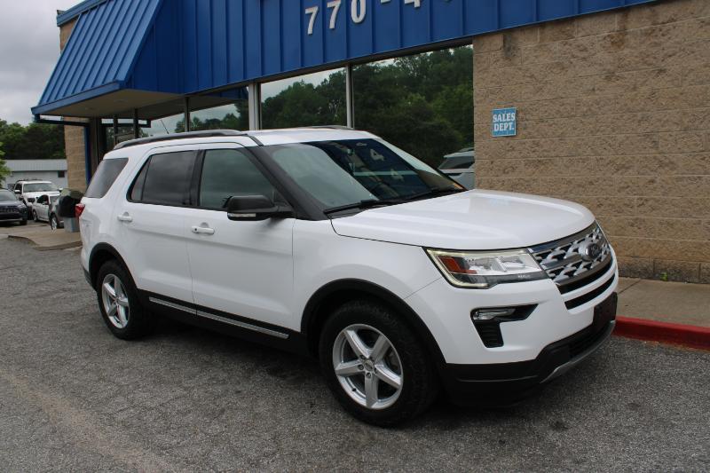 Ford Explorer XLT FWD 2019