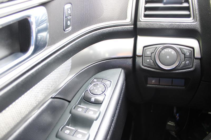 Ford Explorer XLT FWD 2019