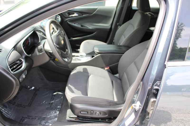 Chevrolet Malibu 4dr Sdn LT 2020