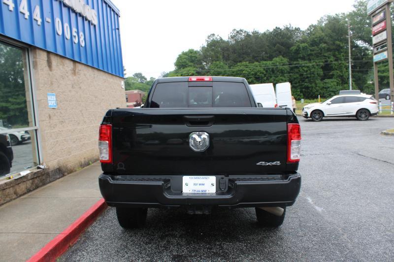RAM 2500 Tradesman 4x4 Crew Cab 6'4" Box 2019