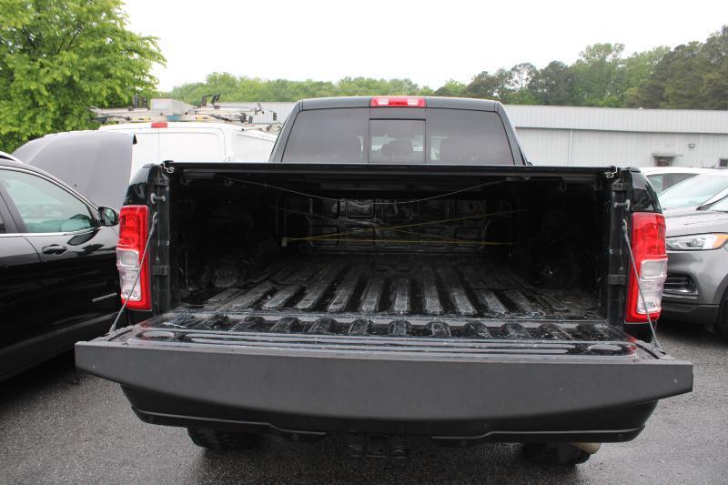 RAM 2500 Tradesman 4x4 Crew Cab 6'4" Box 2019