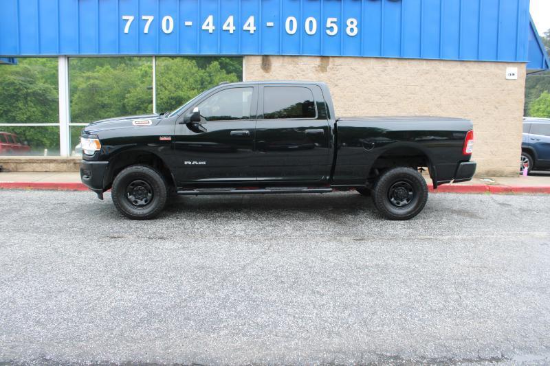 RAM 2500 Tradesman 4x4 Crew Cab 6'4" Box 2019