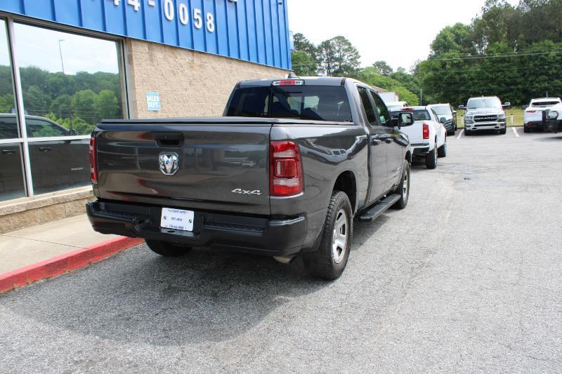 RAM 1500 Tradesman 4x4 Quad Cab 6'4" Box 2021