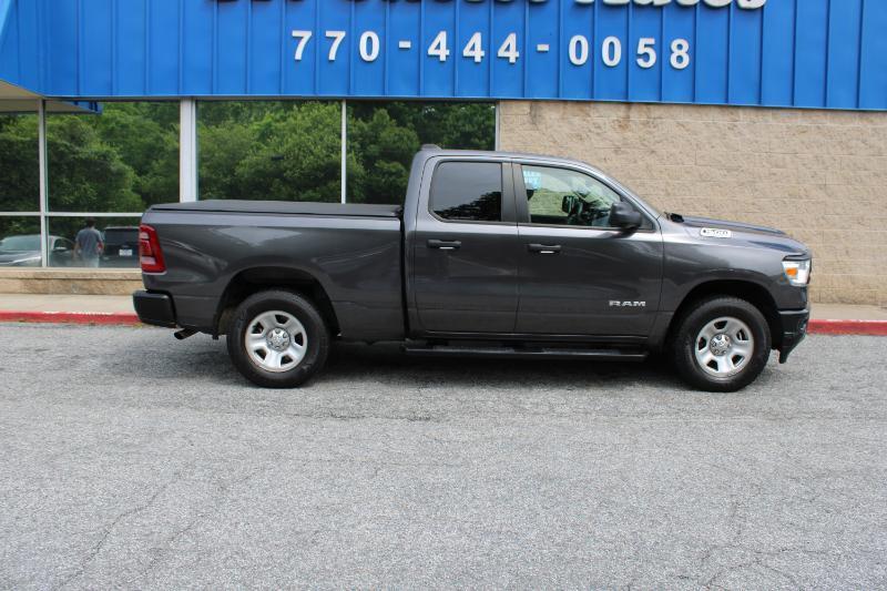 RAM 1500 Tradesman 4x4 Quad Cab 6'4" Box 2021
