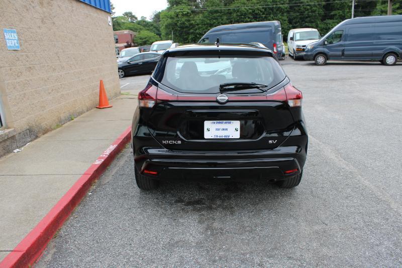 Nissan Kicks SV FWD 2022