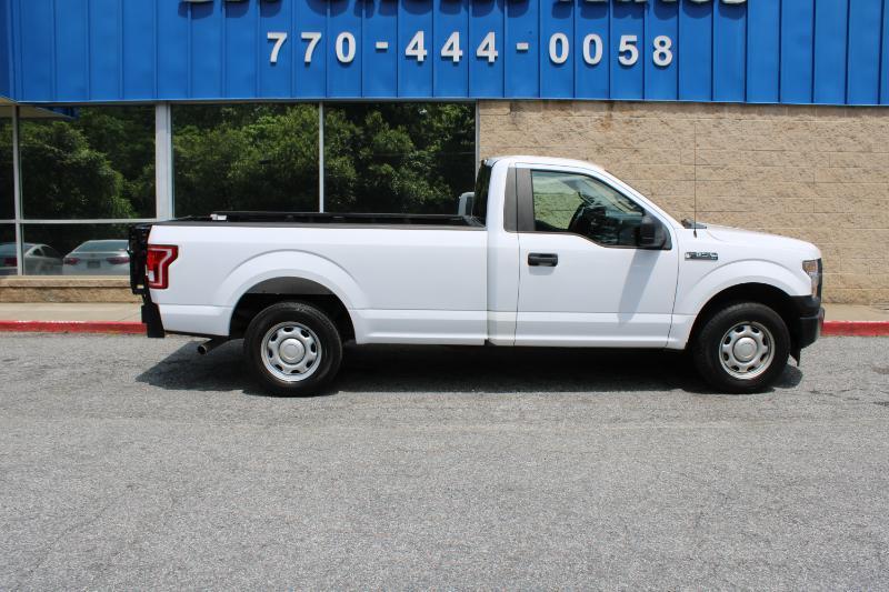 Ford F-150 XL 2WD Reg Cab 8' Box 2017