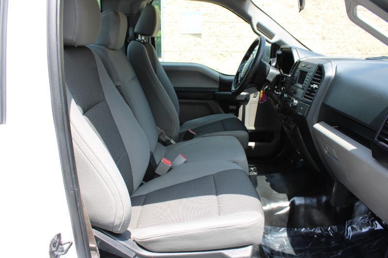 Ford F-150 XL 2WD Reg Cab 8' Box 2017