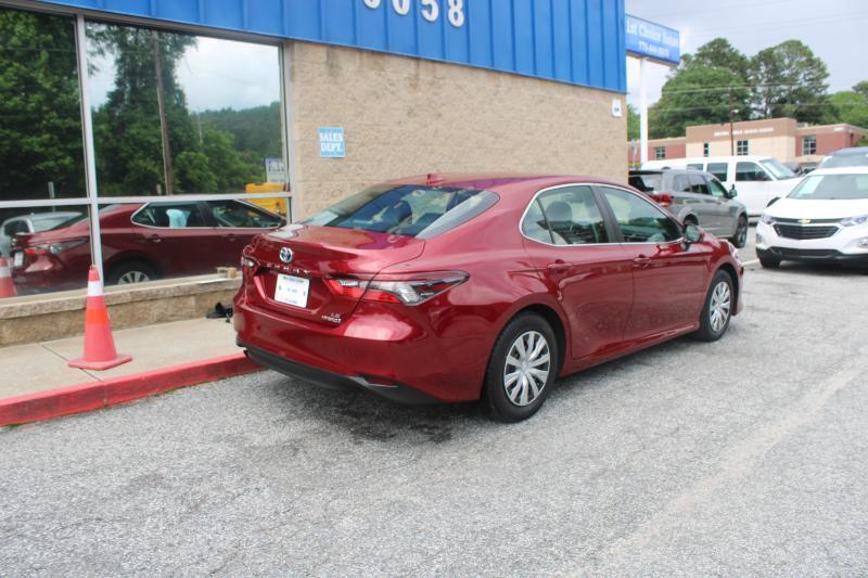 Toyota Camry Hybrid LE CVT (Natl) 2022