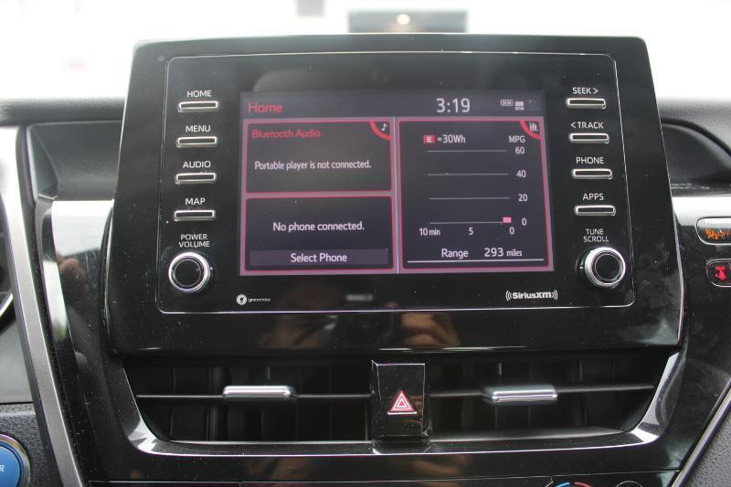 Toyota Camry Hybrid LE CVT (Natl) 2022