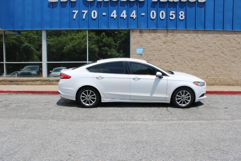 Ford Fusion SE FWD 2017