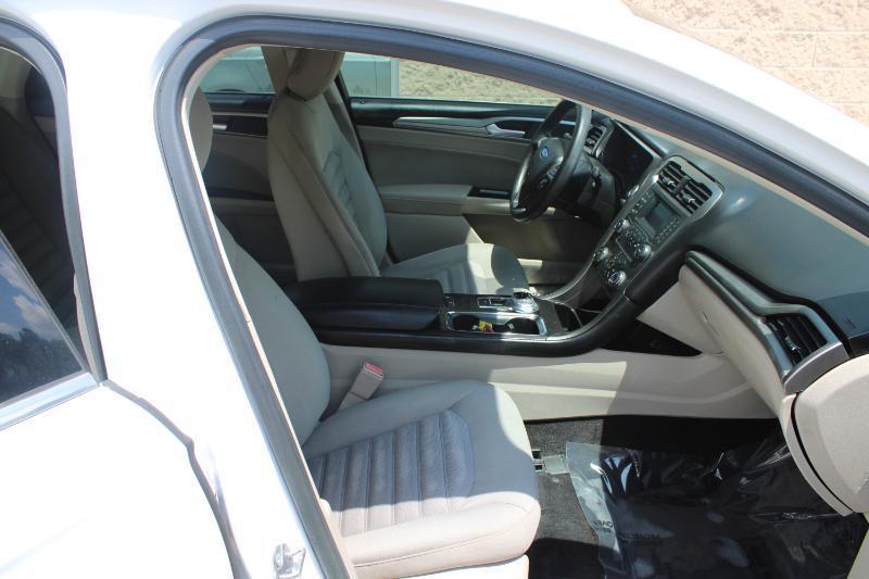 Ford Fusion SE FWD 2017
