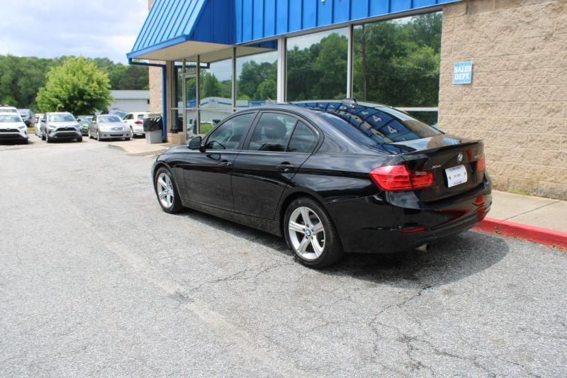 BMW 3 Series 4dr Sdn 320i xDrive AWD 2014