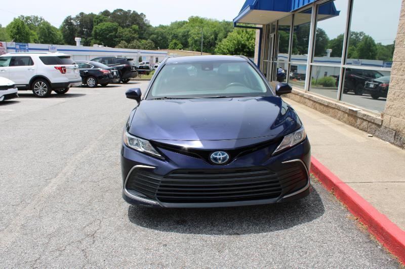 Toyota Camry Hybrid LE CVT (Natl) 2022