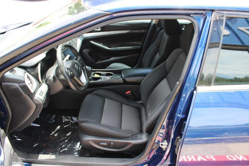 Nissan Maxima S 3.5L *Ltd Avail* 2017