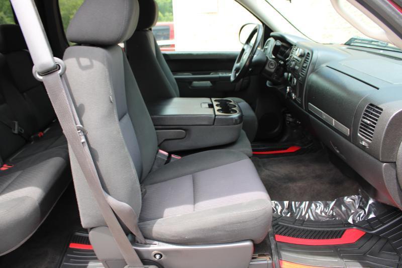 Chevrolet Silverado 1500 4WD Ext Cab 143.5" LT 2013