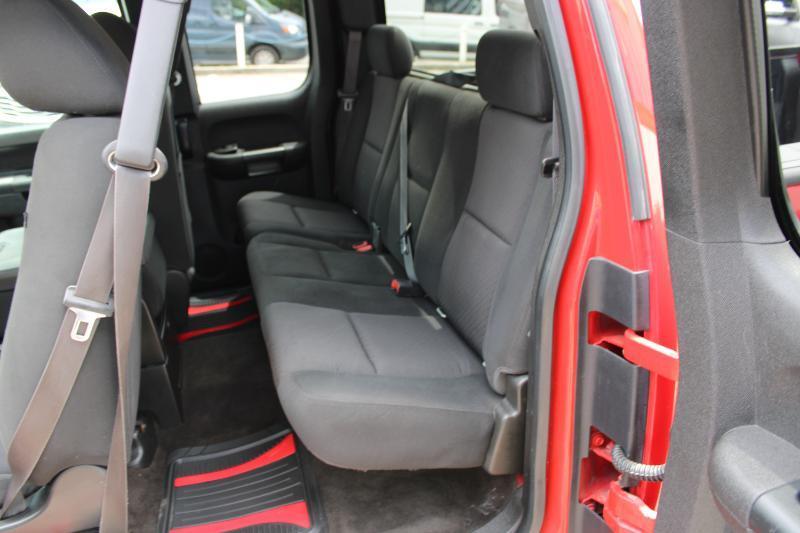 Chevrolet Silverado 1500 4WD Ext Cab 143.5" LT 2013