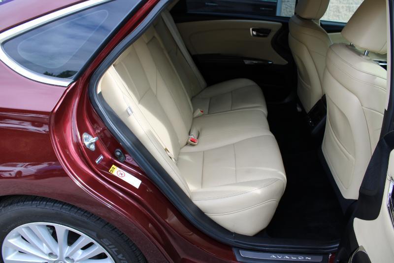 Toyota Avalon Hybrid 4dr Sdn Limited (Natl) 2014