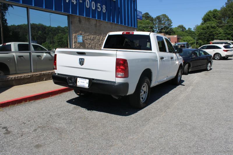 RAM 1500 Tradesman 4x2 Crew Cab 5'7" Box 2018